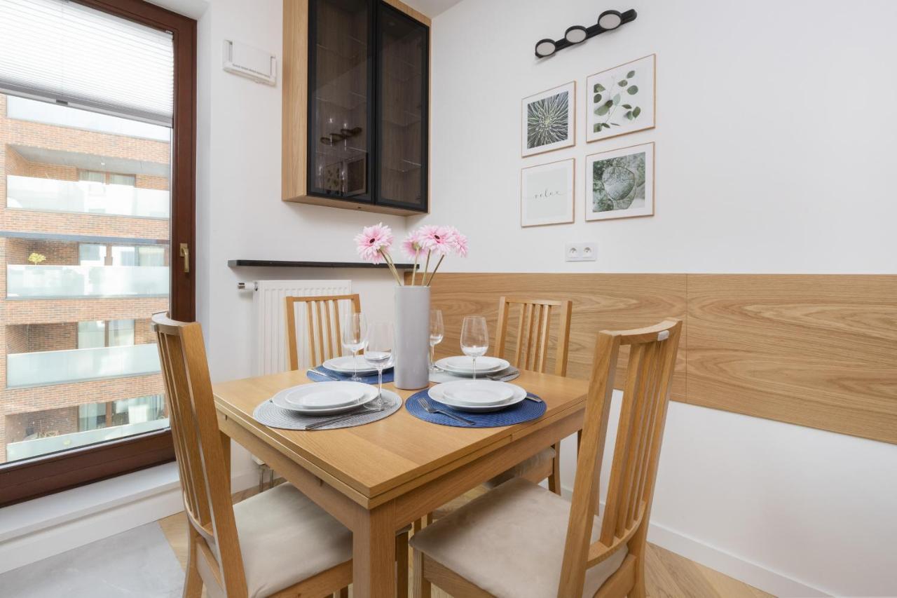 Warsaw Praga Okrzei Apartment By The River By Noclegi Renters מראה חיצוני תמונה